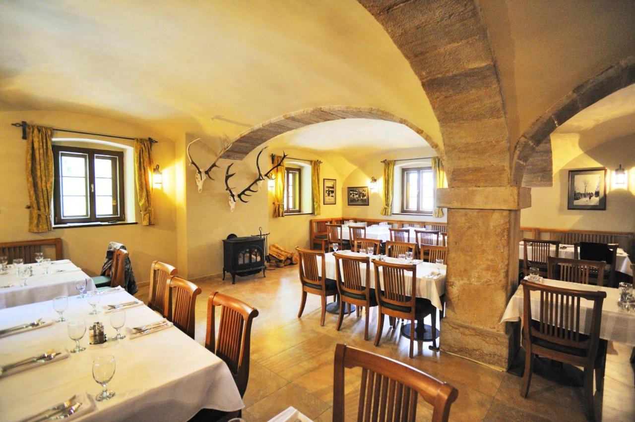 Hotel Kristin Hradek Decin Zewnętrze zdjęcie