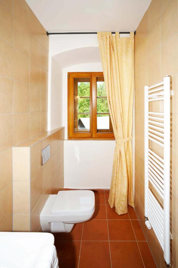 Hotel Kristin Hradek Decin Zewnętrze zdjęcie